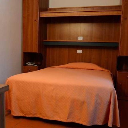 Albergo La Foresta Реджелло Екстер'єр фото